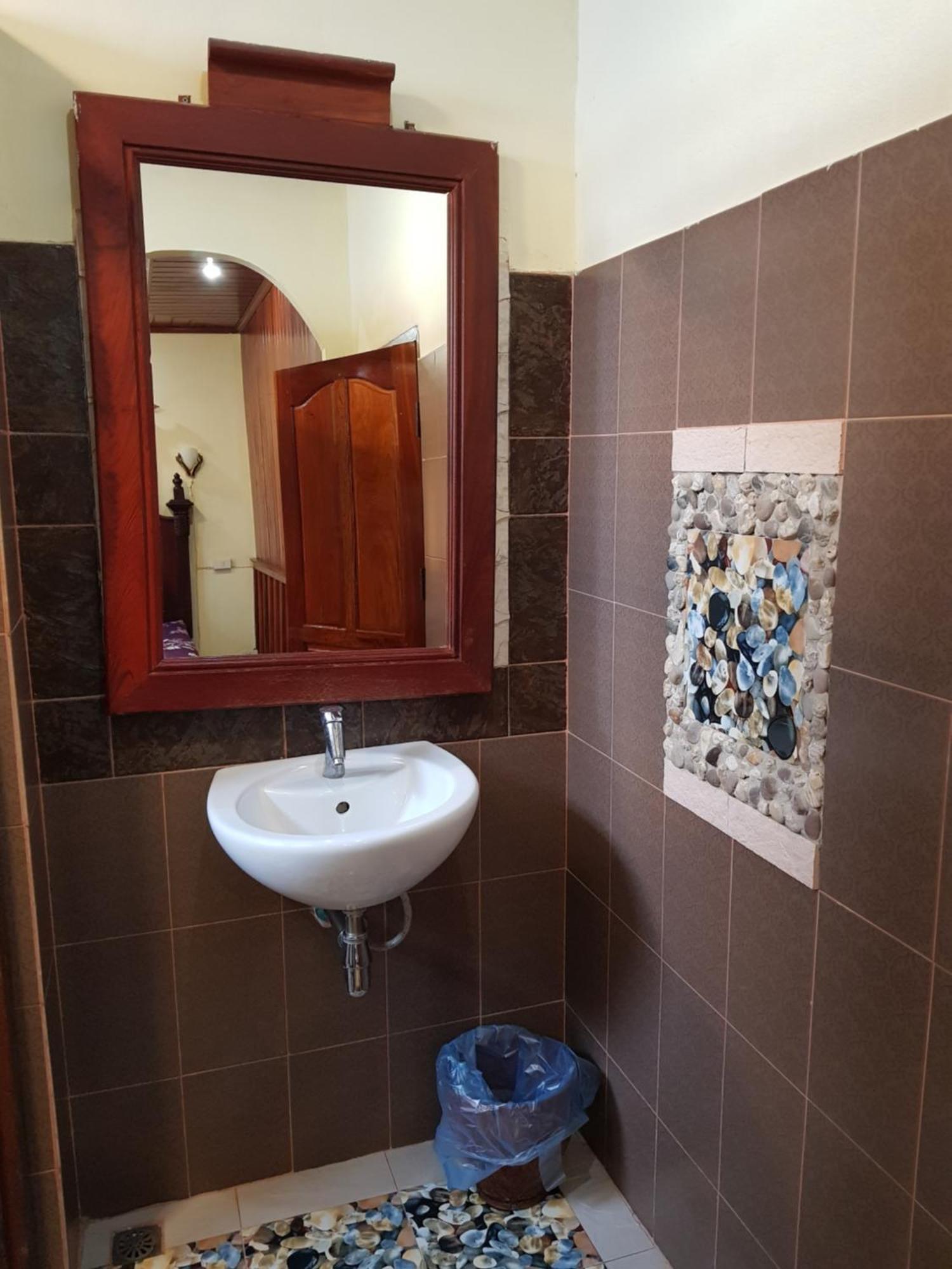 מלון לואנג פרבאנג Sakura Wood House מראה חיצוני תמונה